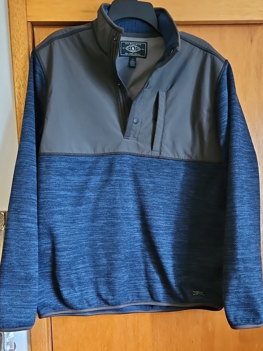 Pullover Sweatshirt Sz Large